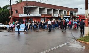 Hernandarias sale a las calles en rechazo a Plan Nacional de Transformación Educativa