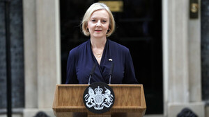 Liz Truss dimite como primera ministra de Gran Bretaña | 1000 Noticias