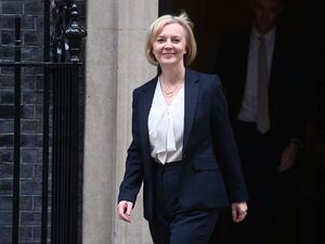 Renuncia la primera ministra británica - El Independiente