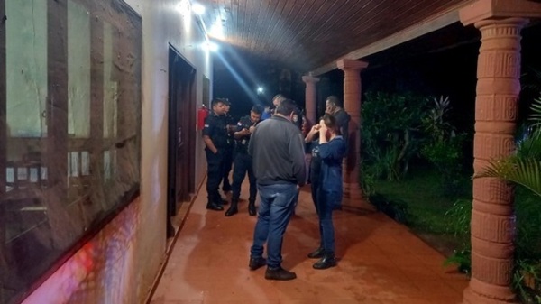 15 hombres asaltaron una vivienda en Minga Guazú - Paraguaype.com