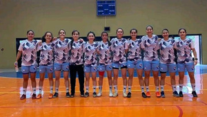 Crónica / Albirroja: ¡Las peloteras se alistan para el debut en el Mundial!