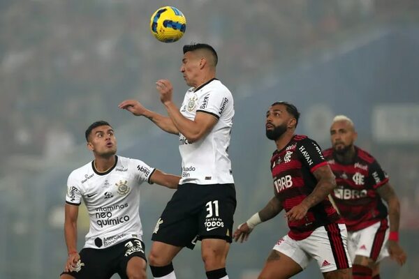 El Flamengo conquista la Copa de Brasil ante el Corinthians de Fabián Balbuena - Fútbol Internacional - ABC Color