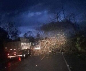 Temporal dejó destrozos en San Pedro. Temen condicionamiento para asistencia - ADN Digital
