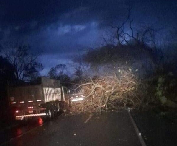 Temporal dejó destrozos en San Pedro. Temen condicionamiento para asistencia - ADN Digital