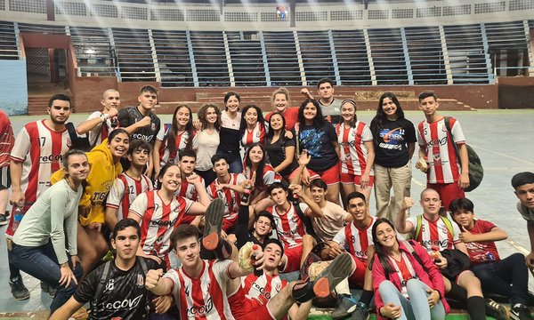 Handball: Ovetense ya se encuentra en Yaguarón para el Campeonato Nacional - OviedoPress