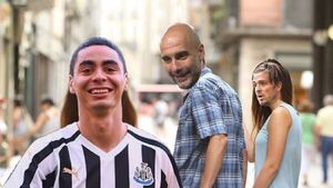Hinchas de Newcastle se burlan de Grealish