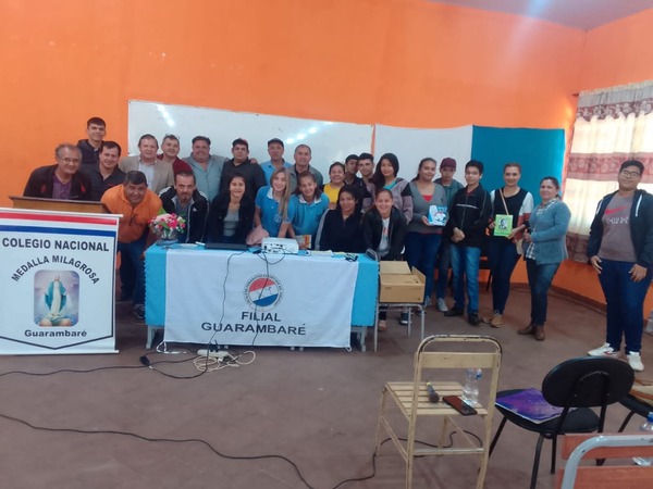 Desarrollan talleres de capacitación para periodistas en el interior - .::Agencia IP::.