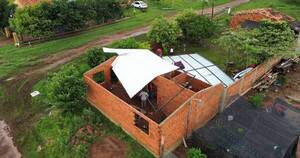 La Nación / Temporal dejó al menos 50 viviendas destechadas en Misiones