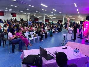 Realizan importante charla en la UCP sobre el cáncer de mama.