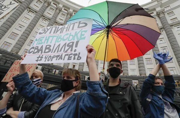 Diputados rusos debatirán la prohibición total de la propaganda homosexual - Mundo - ABC Color