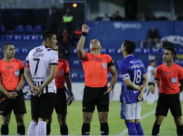 ¡Confirmados los árbitros para la Fecha 18! - Unicanal