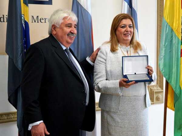 Diario HOY | Sandra Quiñónez recibe un nuevo reconocimiento internacional