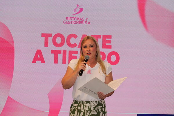 Realizan taller “Octubre Rosa” para colaboradores de Sigesa - Revista PLUS