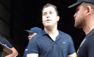 Detienen a hijo de un rector por desaparición de lujoso Ferrari