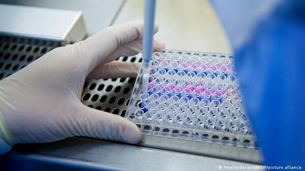 Fabricantes de vacunas predicen que tendremos la cura del cáncer "antes de 2030"