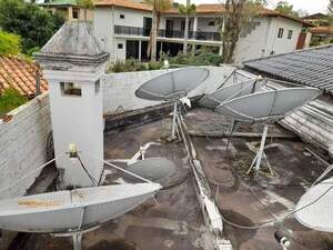 Diario HOY | Imputan a un brasileño que "pirateaba" señales de televisión