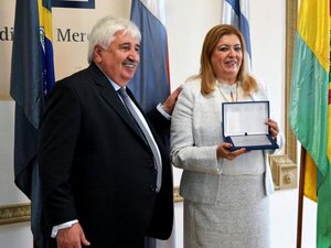 Reconocen a Sandra Quiñónez por fortalecimiento del proceso de integración regional - ADN Digital