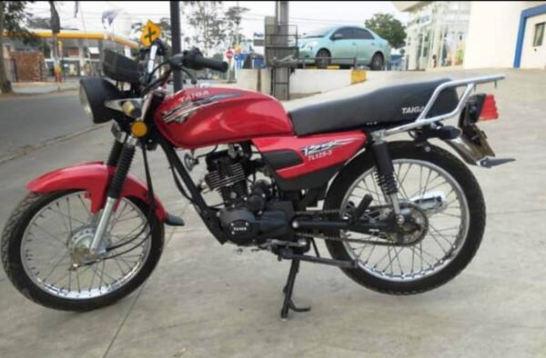 Crónica / Fue para retirar su moto, pero desapareció del taller de la Policía