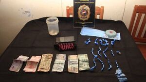 Cae una mujer por venta de drogas en un copetín en Asunción
