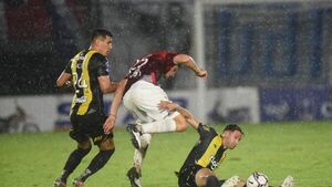 Guaraní: La eliminación copera aumenta presión al DT