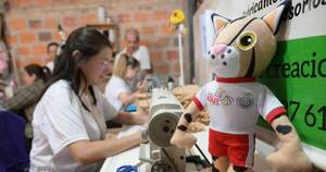 La Nación / ¡Hay Tiríka para rato!: cerrarán la demanda de 2.500 a 3.000 peluches hasta fin de año