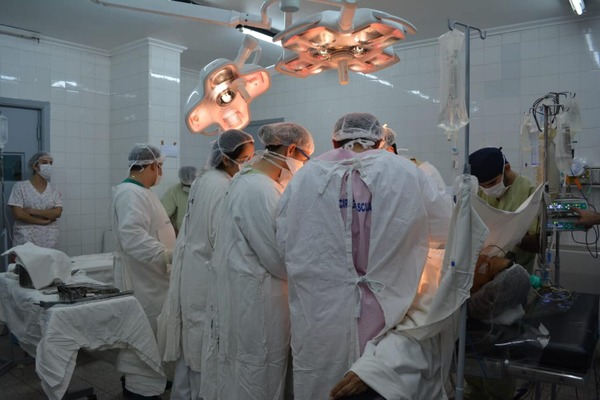 IPS: POR PRIMERA VEZ EN PARAGUAY EXTRAEN TUMOR CEREBRAL SIN ABRIR EL CRÁNEO.