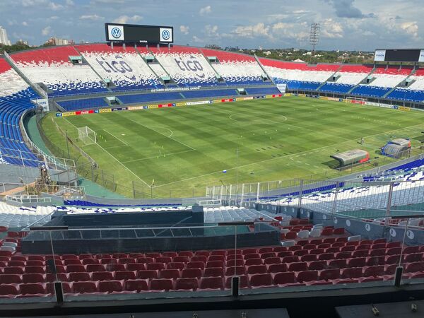 Fútbol en el barrio Carlos Antonio López - El Independiente