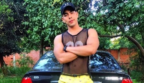 Crónica / Taxi boy contó que un expresidente paraguayo le amenaza