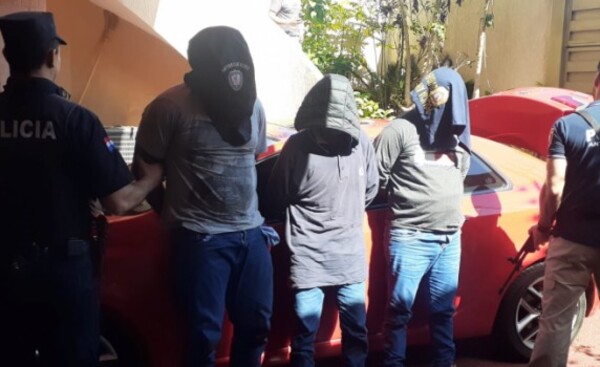 Asalto: Vecinos alertados por gritos de niños, dieron aviso a Policía
