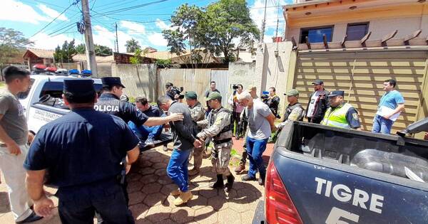 La Nación / Frustran asalto con toma de rehén y detienen a tres delincuentes en Ciudad del Este