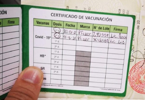Desde el lunes ya no será necesario presentar tarjeta de vacuna para ingresar al país