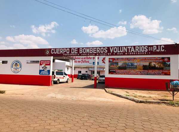 Bomberos reciben terreno para futuro cuartel
