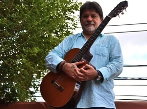Ricardo Flecha llega a Luque con la 'Estación Guarania'