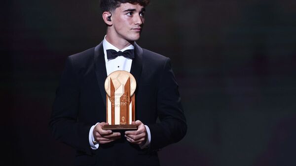 Gavi, premiado con el Golden Boy 2022