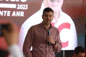 Diario HOY | Santi Peña promete prosperidad y trabajo a pobladores de Alto Paraná