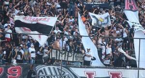 Crónica / Euforia por la "O": Hinchas agotan entradas en dos sectores para chute con "General"