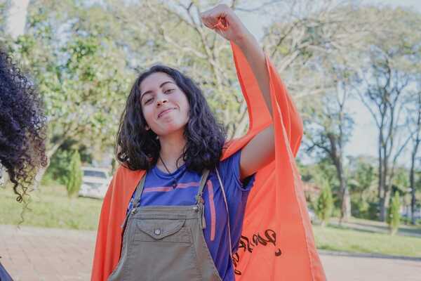¡Elaboran 25 compromisos con la adolescencia y juventud! - trece