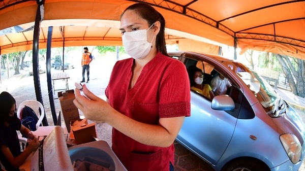 Refuerzo de vacunas anticovid serán aplicadas una vez al año | Noticias Paraguay