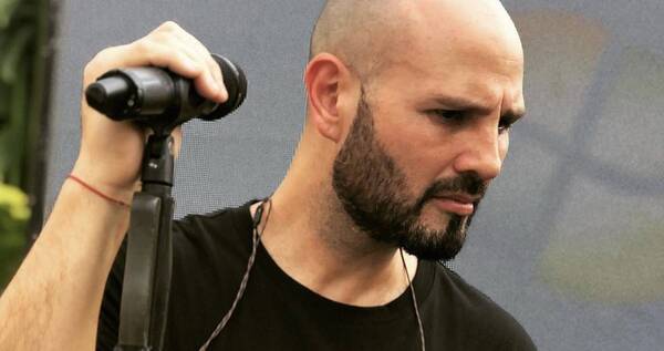 Crónica / De cantante a integrante de cuerpo técnico de fútbol