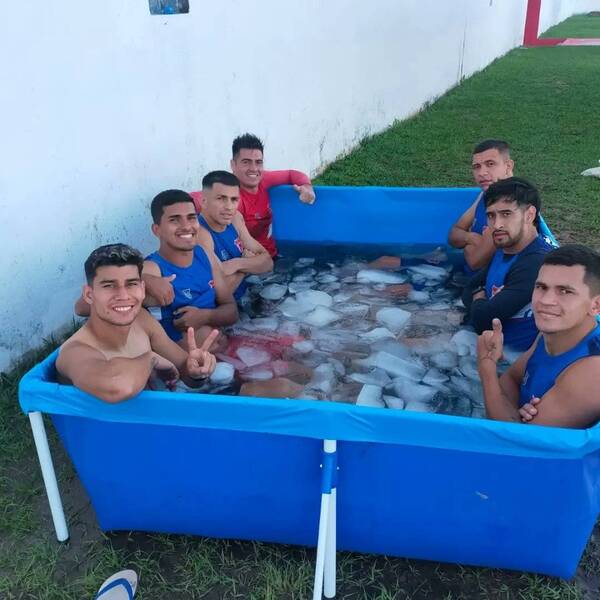 Crónica / Mirá el sensacional hidromasaje que tiene el Sportivo Carapeguá