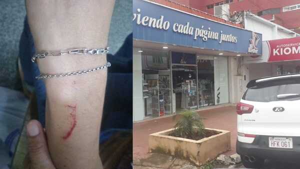 Mujer fue víctima de motochorros en pleno centro de Encarnación