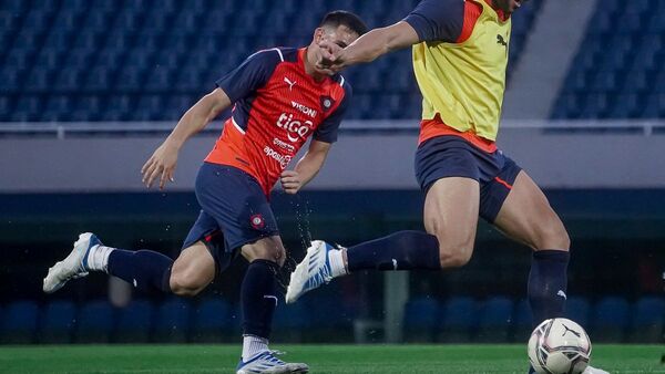 Cerro Porteño: Con varios en capilla para la recta final