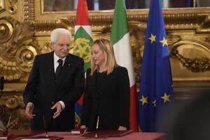Giorgia Meloni jura como nueva primera ministra de Italia | 1000 Noticias