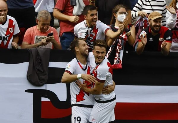 El Rayo se da un festín ante el Cádiz de Arzamendia - Fútbol Internacional - ABC Color
