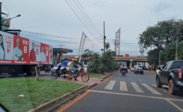CDE: Cruzar paseo central puede generarte una multa de G. 1.961.780.