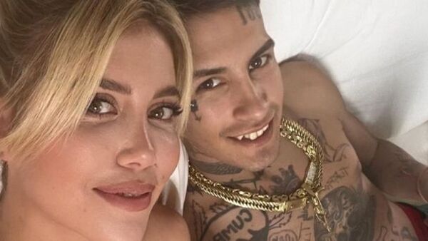 Fuego, mucha piel y cama en el videoclip de L-Gante junto a Wanda Nara