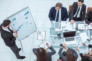 Empresas financieras enfrentan el impacto de la caída económica y la inflación - MarketData