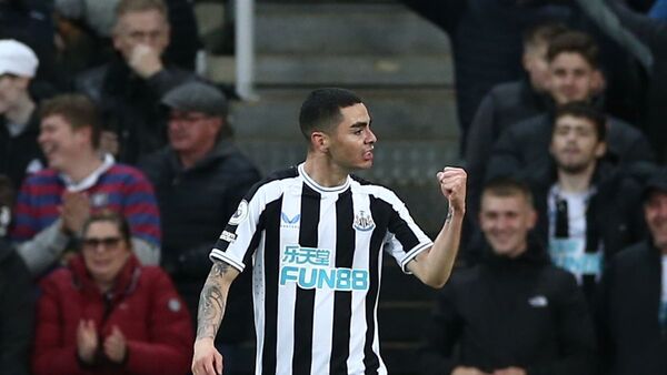 Miguel Almirón debe seguir "disfrutando su fútbol"