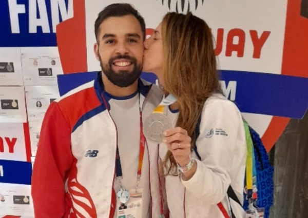 Una historia de amor que nació con la pasión por el balonmano | 1000 Noticias