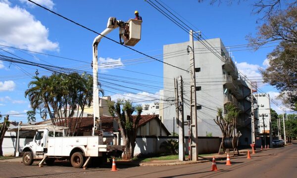 Inicia obra de iluminación tipo LED sobre avenida Rogelio Benítez de CDE